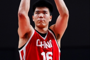 重磅马刺vs尼克斯2首发阵容_重磅马刺vs尼克斯2首发阵容在线观看_免费看直播
