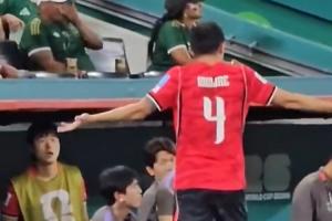 重磅世界杯小组赛加掌大对阵卡塔尔首发阵容_重磅世界杯小组赛加掌大对阵卡塔尔首发阵容在线观看_免费看直播