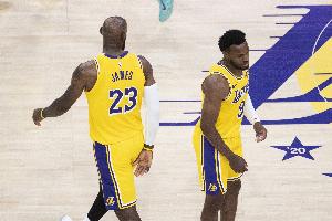 火爆马刺对阵尼克斯2直播入口_火爆马刺对阵尼克斯2直播入口在线观看_免费看直播