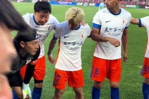 实时世界杯荷兰对日本首发阵容
