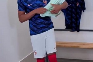 重磅世界杯加拿大对阵波黑jrs直播